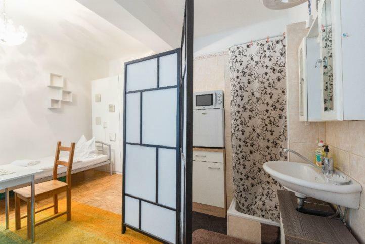 Contactless Check-in Located Netflix&nespresso Alloggio in famiglia Vienna